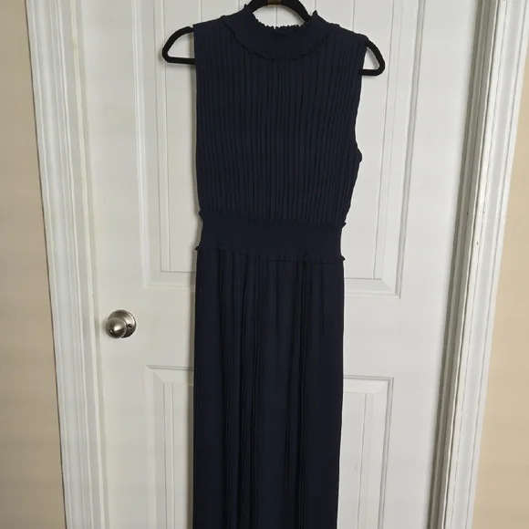 Nanette Lepore Navy Blue Sleeveless Jumpsuit Accordion Pleated Wide Leg Holiday - Picture 2 of 8